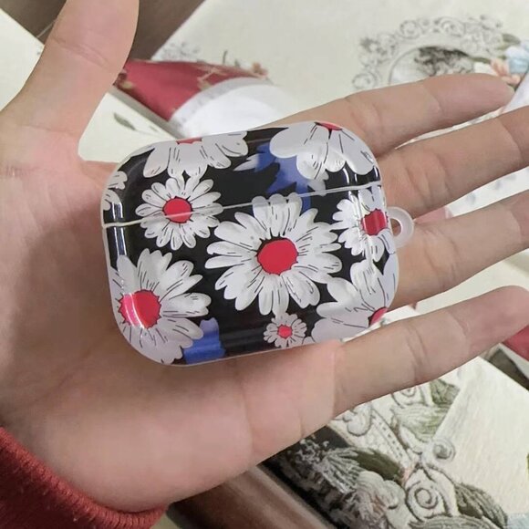 Bold Daisy Print Earbud Case - Picture 1 of 2